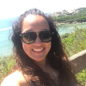 Meet your Posher, Sonia